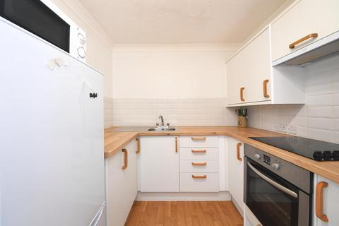 1 bedroom flat for sale, Lychgate Court, 34 Friern Park, London, Uk, N12