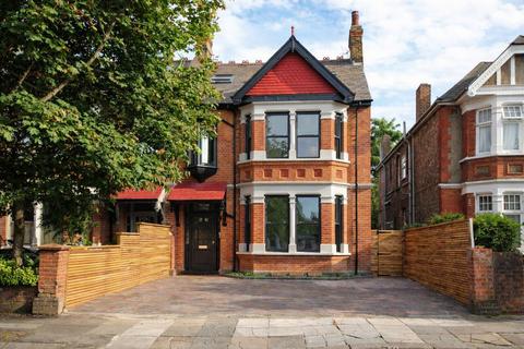 undefined, Creffield Road, London, W5
