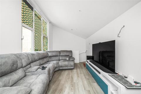 2 bedroom maisonette for sale, Edgewood Mews, London, N3