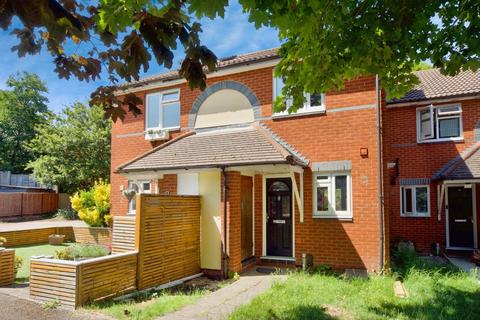 Hopkins Close, London, N10