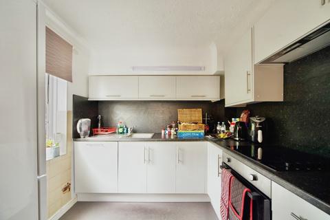 undefined, Friern Park, London, N12