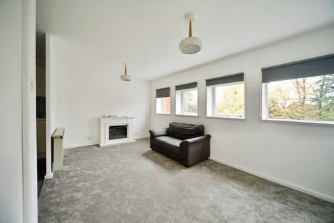 2 bedroom flat for sale, Woodside Park Road, London, N12