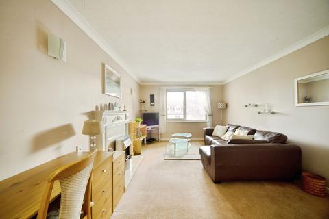 undefined, Mayfield Avenue, London, N12