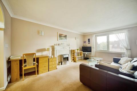 undefined, Mayfield Avenue, London, N12