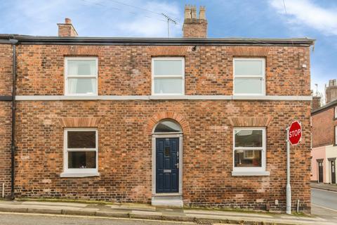 2 bedroom end of terrace house for sale, Bridge Street, Macclesfield, Cheshire, SK11