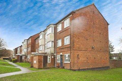 2 bedroom flat for sale, Underhill Court, Underhill, Barnet, EN5