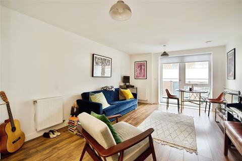 1 bedroom flat for sale, High Road, London, N20