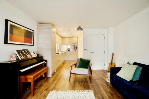 1 bedroom flat for sale, High Road, London, N20