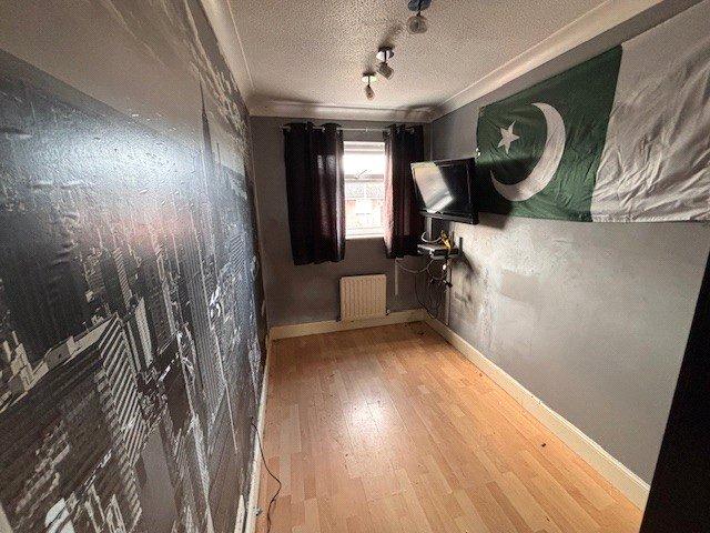 Picture No. 06