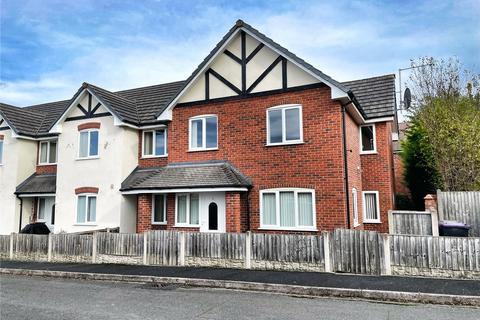 2 bedroom flat for sale, Pine Close, Market Drayton, Shropshire, TF9