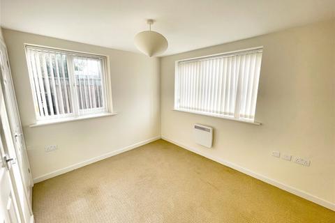 2 bedroom flat for sale, Pine Close, Market Drayton, Shropshire, TF9