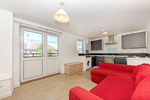 1 bedroom flat to rent, Springfield Road, Kingston Upon Thames KT1