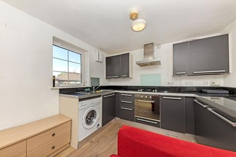 1 bedroom flat to rent, Springfield Road, Kingston Upon Thames KT1