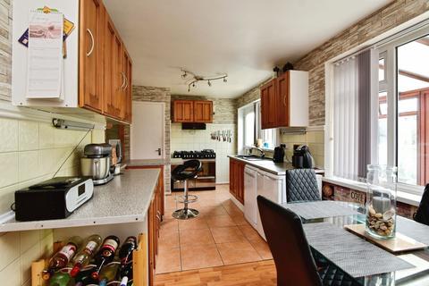 3 bedroom semi-detached house for sale, Hollies Drive, Stoke-on-Trent, Staffordshire, ST3