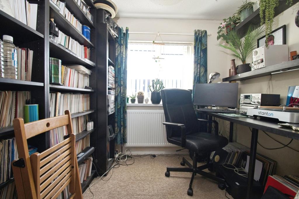 Pbox-IMG.jpg