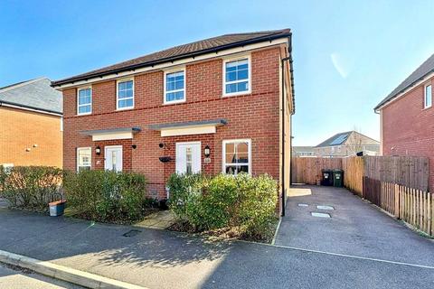 2 bedroom semi-detached house for sale, Campbell Drive, Eastbourne