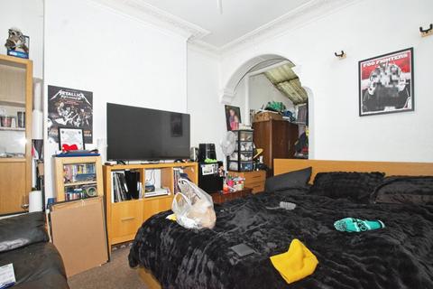 undefined, Albany Road, Cardiff, CF24