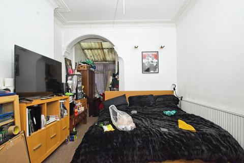 undefined, Albany Road, Cardiff, CF24