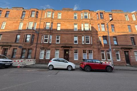2 bedroom flat to rent, Dixon Road, Govanhill, Glasgow, G42