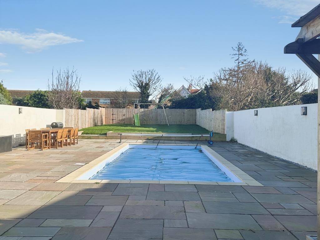 Botany pool use