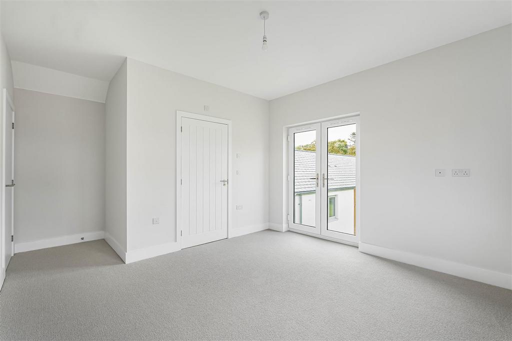 Pricnipal Bedroom with En-Suite