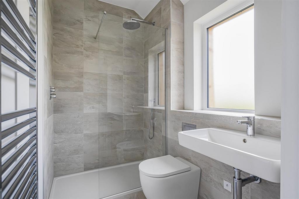 En-Suite Shower