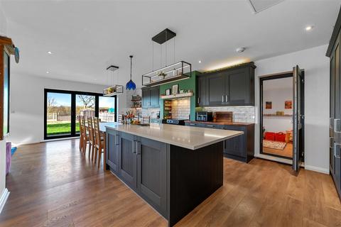 4 bedroom house for sale, Brantham Hill, Brantham