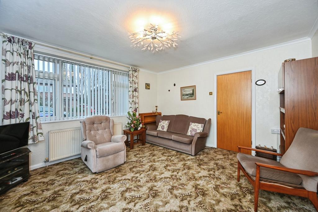 Dining/ Living Room
