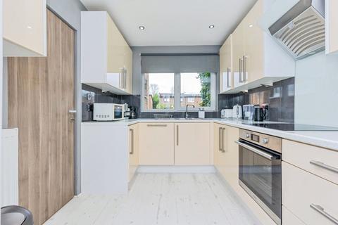3 bedroom end of terrace house for sale, Parklands Road, Manchester, Greater Manchester, M23