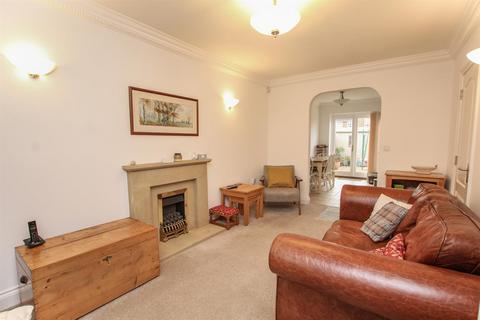 2 bedroom terraced house to rent, Evans Yard, Leighton Buzzard