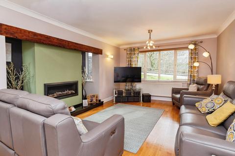 4 bedroom detached house for sale, Chepstow Drive, Stafford, Staffordshire, ST17