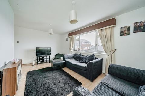 2 bedroom flat for sale, West Hyde, LYMM, Cheshire, WA13