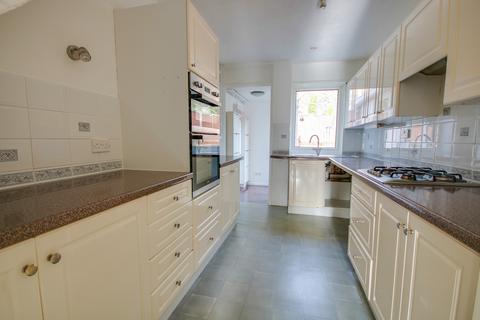 SHOLING! NO FORWARD CHAIN! BLANK CANVASS! A MUST SEE!