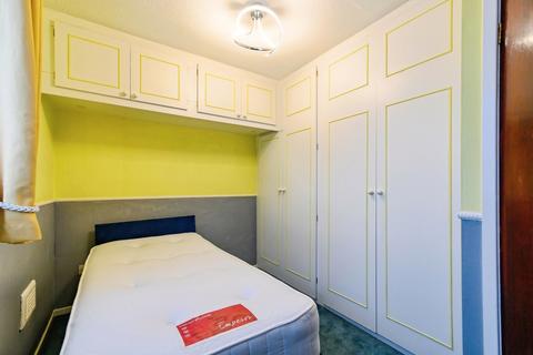 2 bedroom flat for sale, Bolton Road, MANCHESTER, Lancashire, M27