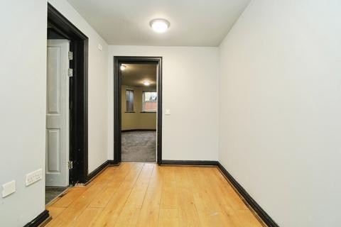 1 bedroom flat for sale, Bury Old Road, Salford, Greater Manchester, M7