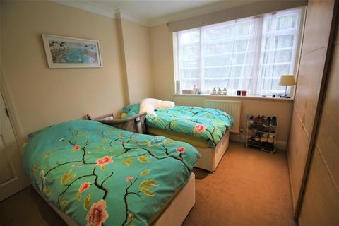2 bedroom flat to rent, Heronsgate, Edgware, Greater London, HA8