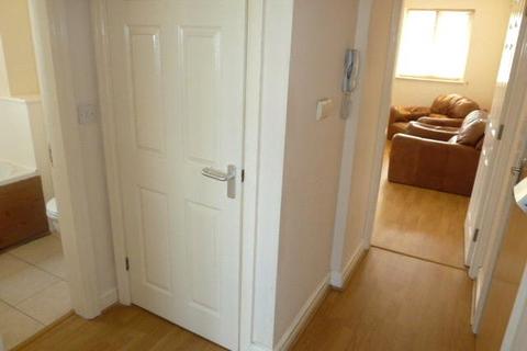 2 bedroom flat for sale, Swinton Hall Road, Swinton, Manchester, Greater Manchester, M27