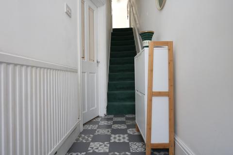 2 bedroom terraced house for sale, Castle Street, Barry, CF62