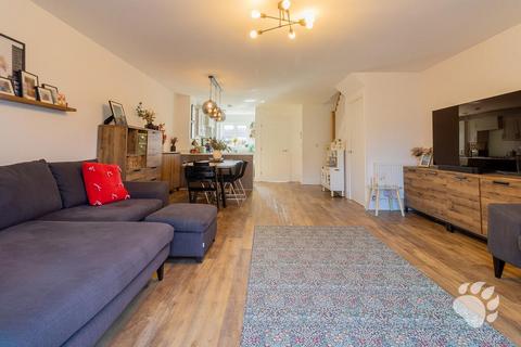 4 bedroom semi-detached house for sale, St. Lukes Way, Wickford SS11