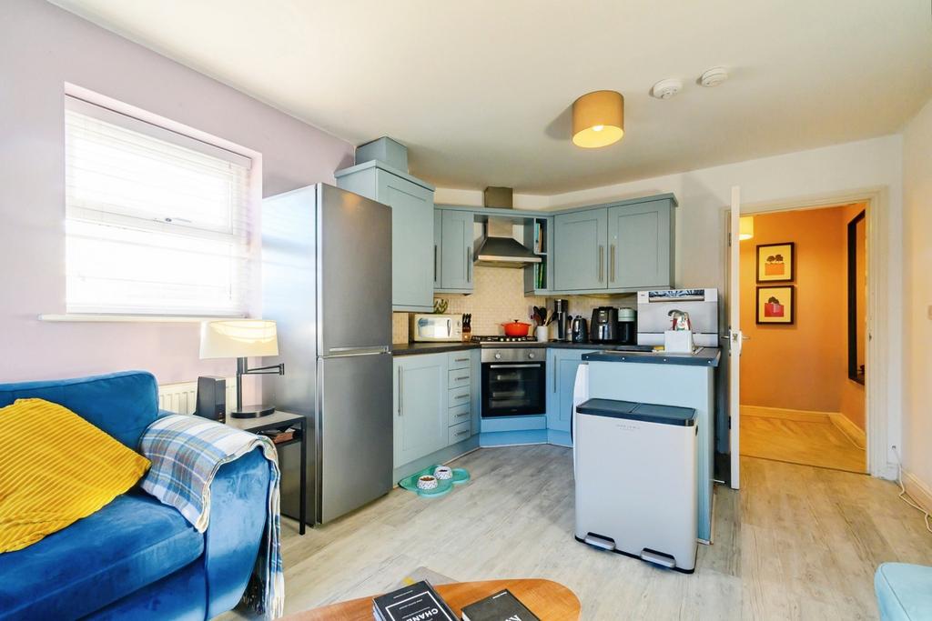 Living/Kitchen Area
