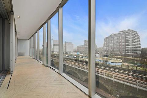 1 bedroom apartment to rent, Halliday House, Battersea Power Station, SW11