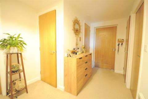 undefined, Kenilworth Court, Stone