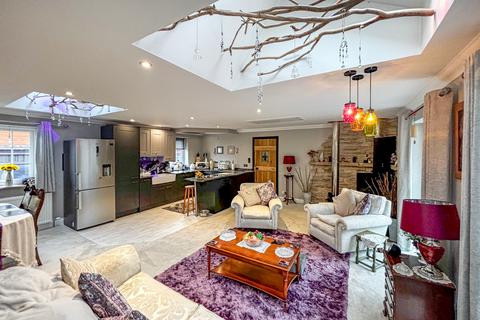 2 bedroom semi-detached house for sale, Cumloden Road, Minnigaff DG8