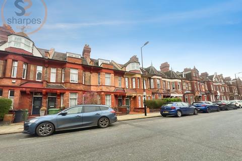 2 bedroom apartment to rent, Barcombe Avenue, Streatham, London