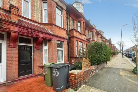 2 bedroom apartment to rent, Barcombe Avenue, Streatham, London