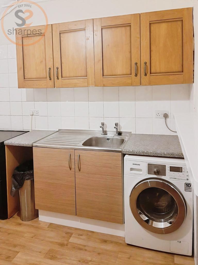 5bf2f055-6. 20kitchen