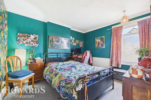 2 bedroom flat for sale, Roman Road, Lowestoft