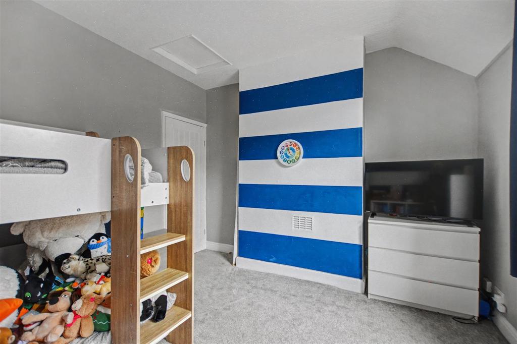 Bedroom 2 3.jpeg