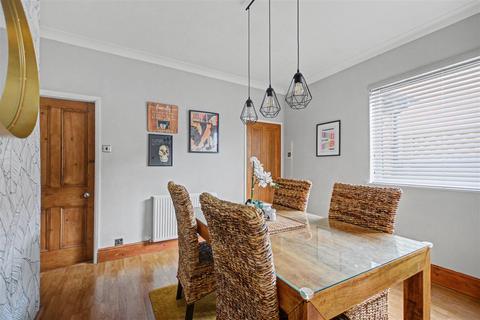 3 bedroom semi-detached house for sale, Eaton Road, Stapleford