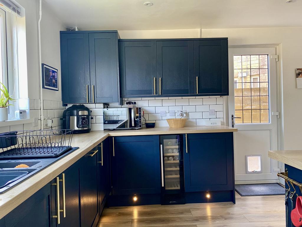 Binstead kitchen 2